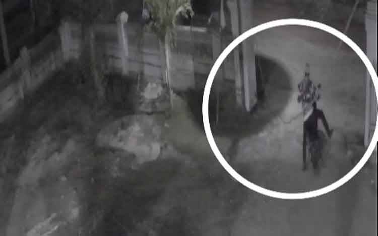 Ditinggal Salat Subuh Motor Hilang Di Parkiran Masjid