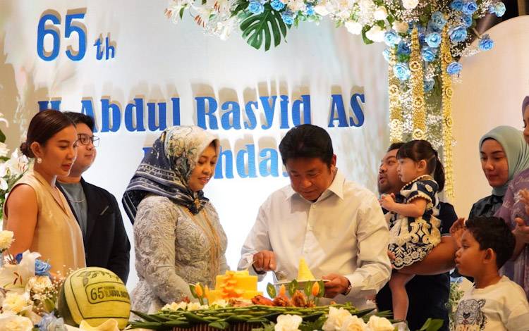 Ratusan Undangan Hadiri Perayaan HUT ke 65 H. Abdul Rasyid AS