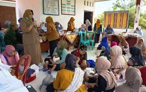 Dinkes Kobar Perkuat Layanan Kesehatan Desa Lewat Gerakan Posyandu Aktif