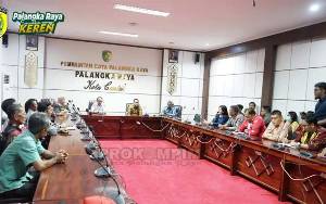 Wali Kota Palangka Raya Terima Aspirasi Pengelolaan Wisata Air Hitam Kereng Bangkirai